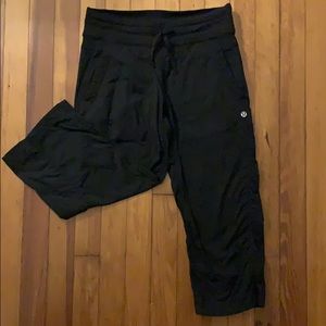 Lulu Lemon Capri Pants